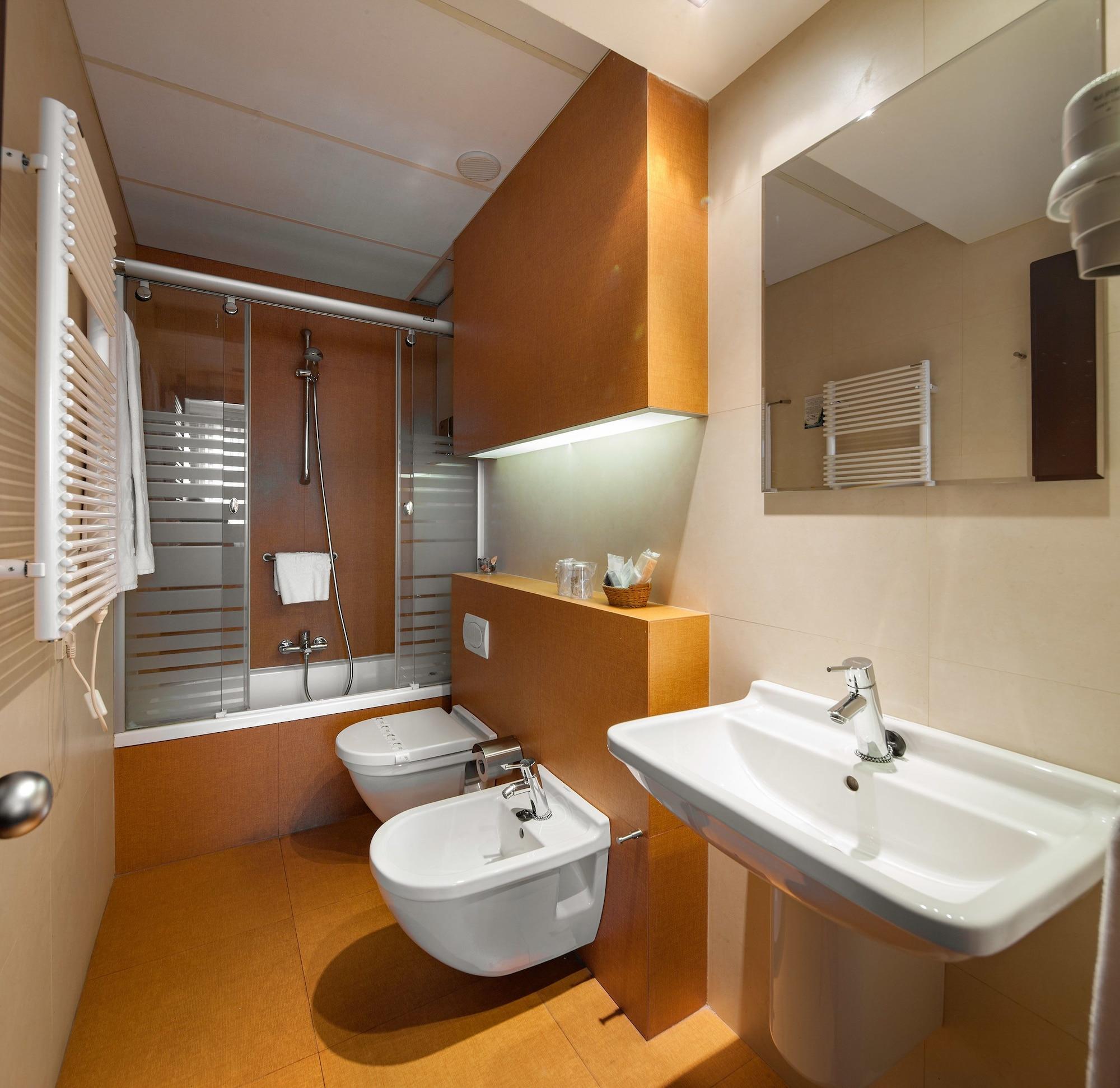 Hotel Yoldi Pamplona Esterno foto