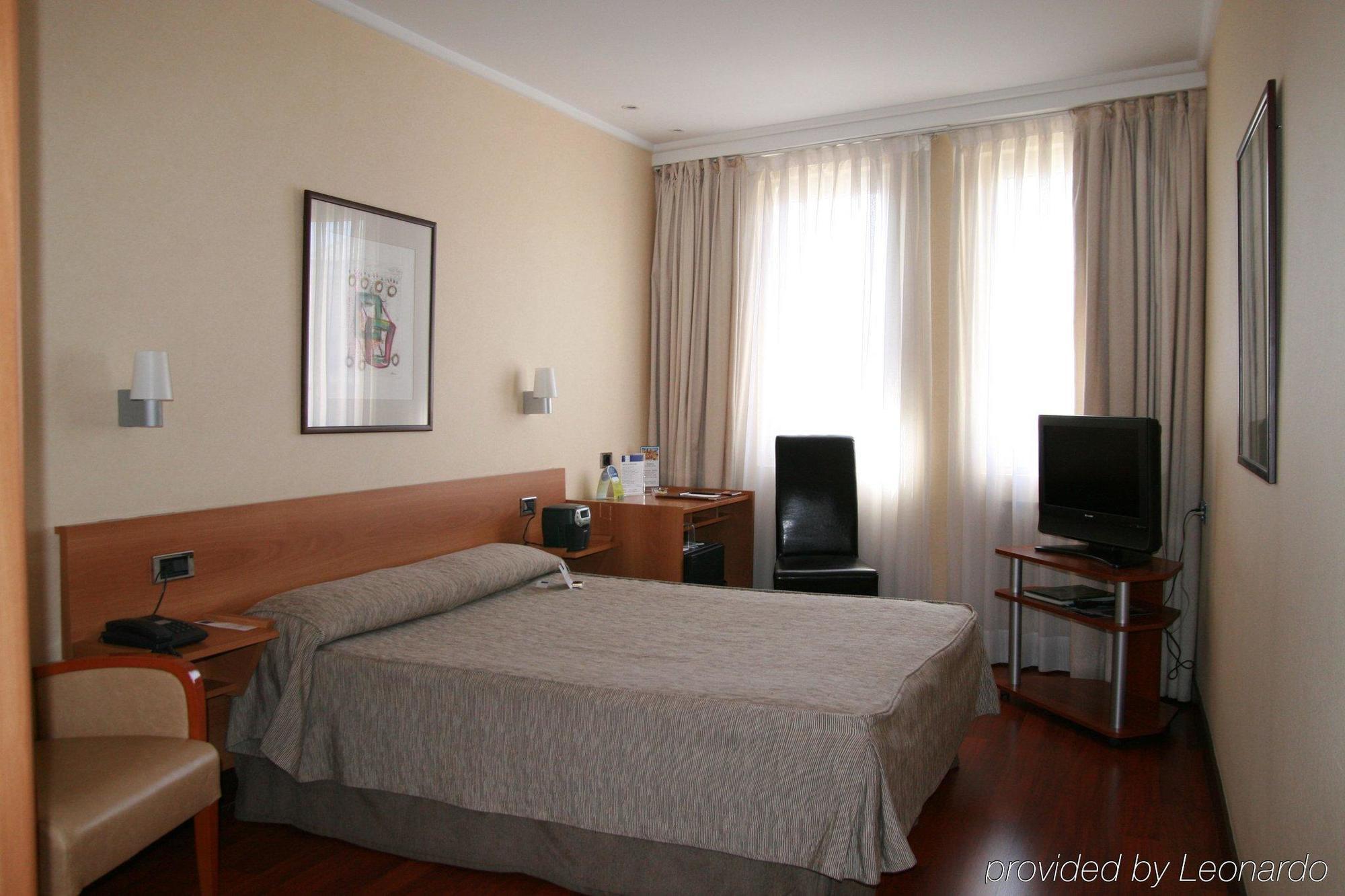 Hotel Yoldi Pamplona Camera foto
