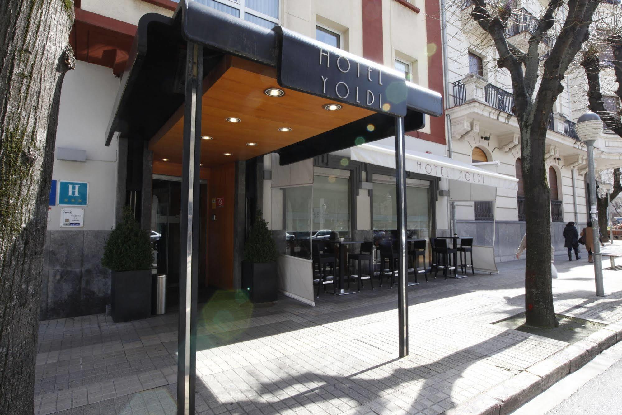 Hotel Yoldi Pamplona Esterno foto